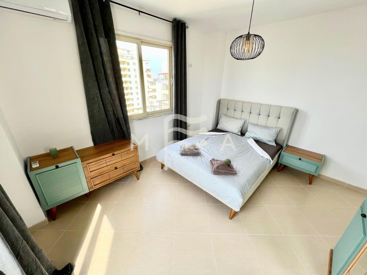 Sandy 660 Apartment *