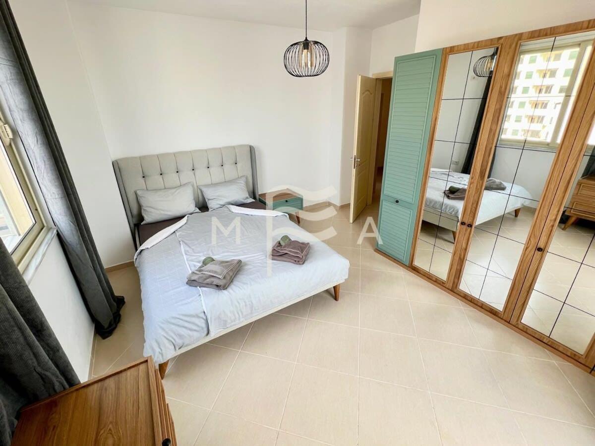 Sandy 660 Durrës